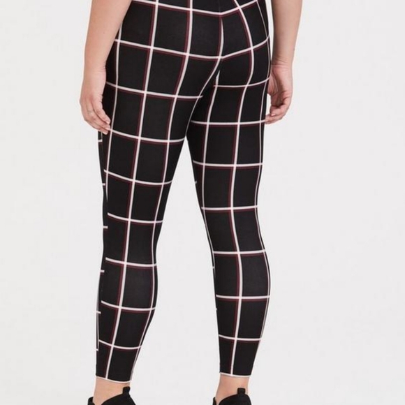 Pixie Skinny Studio Luxe Ponte High-Rise Pant - Picture 4 of 5